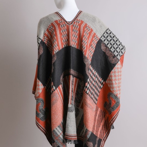 Cozy Multicolor Fringe Hem Print Wrap Shawl Poncho - Picture 5 of 6